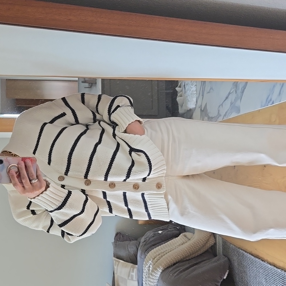 Jenni Kayne Chloe Navy and Cream Striped Cardigan, Coastal California Chic, VGUC - Picture 6 of 9
